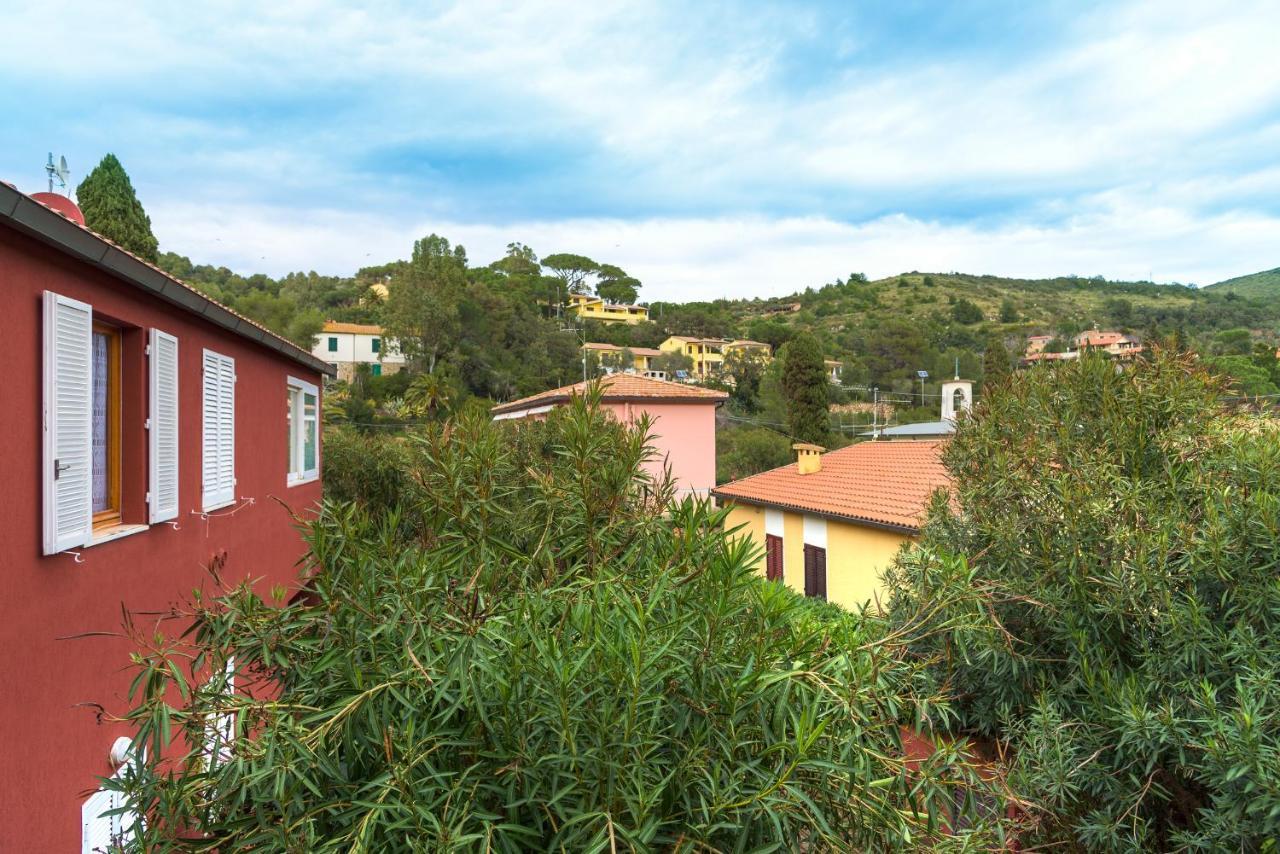 Appartamenti La Baia Lido Portoferraio Exterior foto